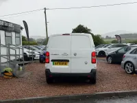 Used Vauxhall Vivaro 100 kW (136 HP) 2021 White MPV