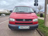Second-hand VW Transporter 88 CP (64 kW) 2003 Roșu Van