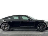 Usado Porsche Taycan Performance Package 439 kW (598 HP) 2022 Preto Sedan