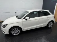 Used Audi A1 Sportback Sport 105 HP (77 kW) 2013 White Hatchback