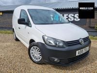 Begagnad VW Caddy 102 HK (75 kW) 2015 Vit Minibuss