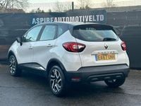 Used Renault Captur Dynamique 2018 White/black SUV