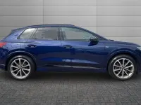 Used Audi Q4 e-tron Comfort 150 kW (204 HP) 2022 Blue SUV