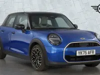 Used Mini Cooper Hatch 113 kW (154 HP) 2026 Blue Hatchback