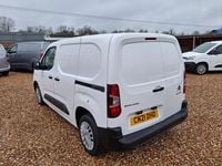 Used Citroën Berlingo 75 HP (55 kW) 2021 White MPV
