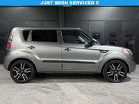 Used Kia Soul 126 HP (92 kW) 2010 Silver SUV