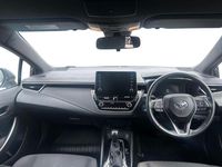 Used Toyota Corolla 181 HP (133 kW) 2020 White Estate