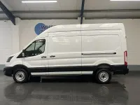Usado Ford Transit S 130 HP (95 kW) 2022 Branco Van