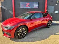 Używany Kia EV6 GT-Line 166 kW (226 KM) 2022 Czerwony SUV