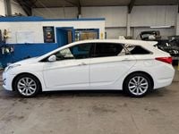 Used Hyundai i40 Style 136 HP (100 kW) 2013 White Estate