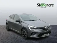 Używany Renault Clio V Techno 90 KM (66 kW) 2022 Szary Hatchback
