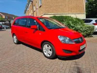 Used Vauxhall Zafira 2013 Red MPV