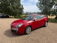 Used Alfa Romeo Giulietta Super 120 HP (88 kW) 2017 Red Hatchback