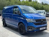 Second-hand VW Transporter Highline 110 CP (80 kW) 2024 Albastru Van