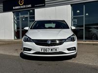 Used Vauxhall Astra SRi 150 HP (110 kW) 2017 White Hatchback