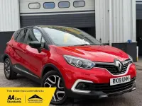 Used Renault Captur Iconic 90 HP (66 kW) 2019 Red/black SUV
