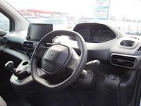 Used Peugeot Partner Premium 2023 White MPV