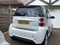 Used Smart ForTwo Coupé Passion 71 HP (52 kW) 2012 White Coupe