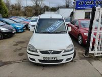 Used Vauxhall Combo 75 HP (55 kW) 2011 White MPV