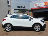 Used Vauxhall Mokka 130 HP (95 kW) 2015 White SUV