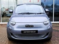 Second-hand Fiat 500e Red 86 kW (118 CP) 2023 Gri Hatchback