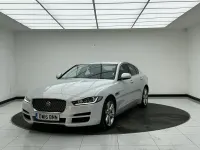 Used Jaguar XE Portfolio 180 HP (132 kW) 2016 White Sedan