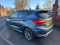 Usado Ford Fiesta ST-Line 125 HP (91 kW) 2023 Azul Citadino