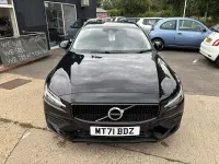 Used Volvo V60 Momentum 2021 Black stone Estate