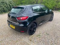 Used Renault Clio IV Dynamique 2015 Black Hatchback