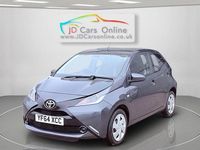 Begagnad Toyota Aygo X-play 2014 Halvkombi