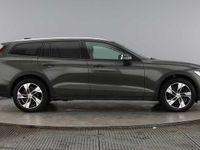 Usado Volvo V60 CC 2022 Cinzento Carrinha