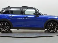 Used Mini Cooper Hatch 113 kW (154 HP) 2026 Blue Hatchback