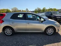 Used Toyota Auris T3 124 HP (91 kW) 2008 Silver Hatchback