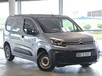 Gebraucht Citroën Berlingo 100 PS (73 kW) 2024 Grau Van / Kleinbus