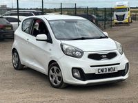 Used Kia Picanto 68 HP (50 kW) 2013 White Hatchback