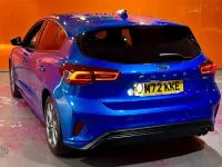 Used Ford Focus ST-Line 155 HP (114 kW) 2022 Blue Hatchback