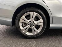 Begagnad Mercedes C220 Executive 170 HK (125 kW) 2017 Silver Kombi