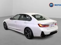 Usado BMW 330e M Sport 292 HP (214 kW) 2023 Branco Sedan