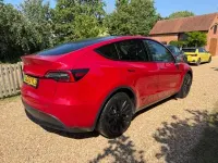 Used Tesla Model Y RWD 219 kW (299 HP) 2023 Red SUV
