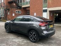 Usado Citroën e-C4 Shine 98 kW (134 CV) 2022 Gris Utilitario