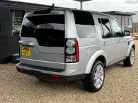 Used Land Rover Discovery 4 Landmark 256 HP (188 kW) 2016 Silver SUV