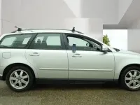 Usado Volvo V50 2010 Plateado Familiar