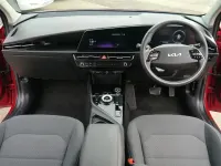 Usado Kia e-Niro 67 kW (92 HP) 2023 Vermelho SUV