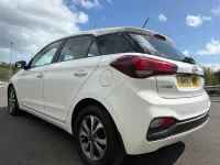 Used Hyundai i20 SE 84 HP (61 kW) 2019 White Hatchback
