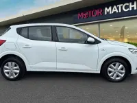 Begagnad Dacia Sandero Comfort 2022 Vit Halvkombi