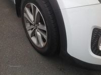 Used Hyundai Santa Fe Premium 194 HP (142 kW) 2015 White SUV