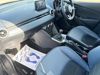 Begagnad Mazda 2 Inclusive 2021 Grå Halvkombi