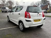 Used Suzuki Alto 68 HP (50 kW) 2014 White Hatchback