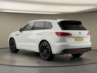 Used VW Touareg R-line 286 HP (210 kW) 2023 Pure white SUV