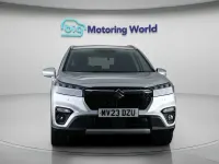 Używany Suzuki SX4 S-Cross 116 KM (85 kW) 2023 Srebrny SUV